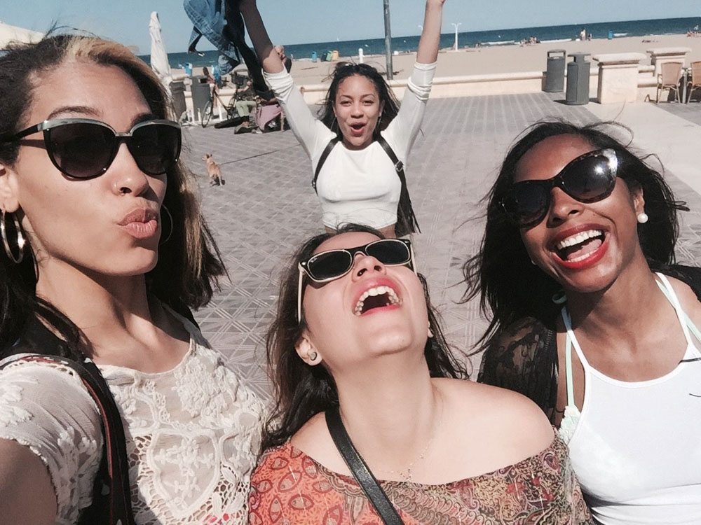 Friends on beach in Valencia